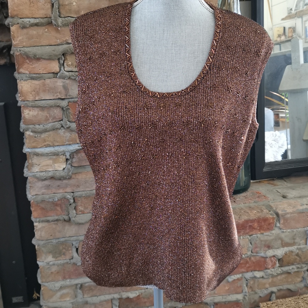 Melanie Lyne bronze metallic sequins sleeveless knitted top. Size XL